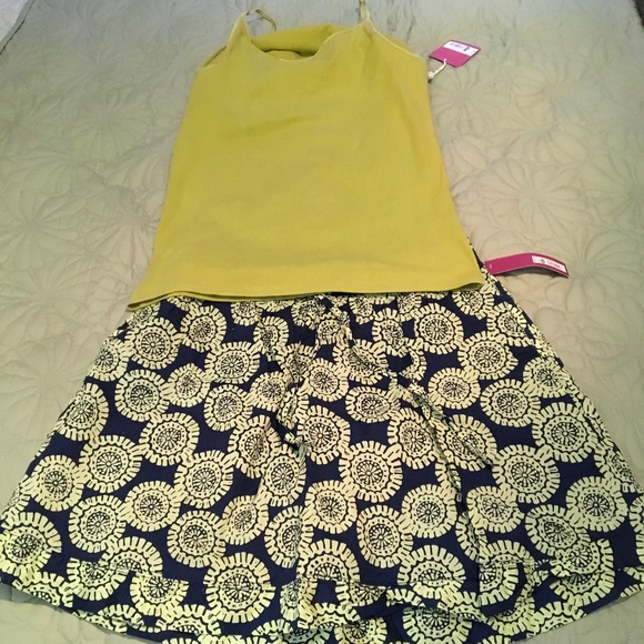 Target Merona skirt with Mossimo tank top - Picture 4 of 6